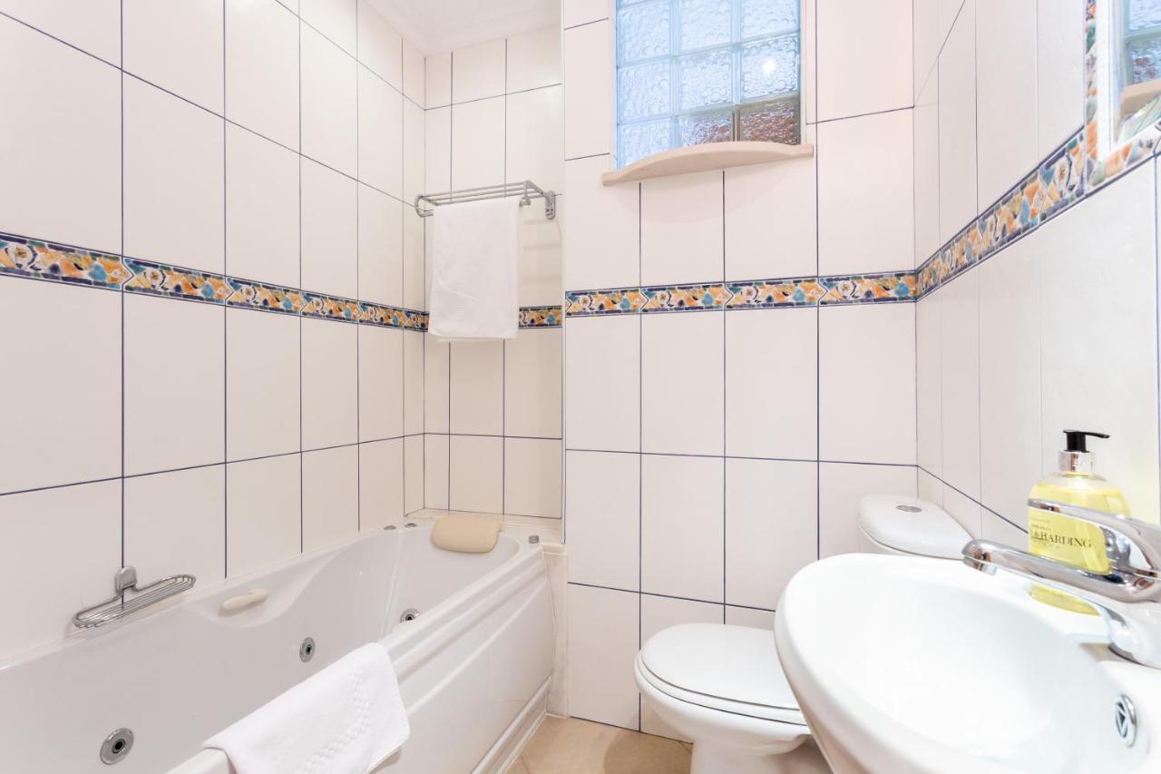 הוילה Senhora da Luz Casa Bom Porto מראה חיצוני תמונה