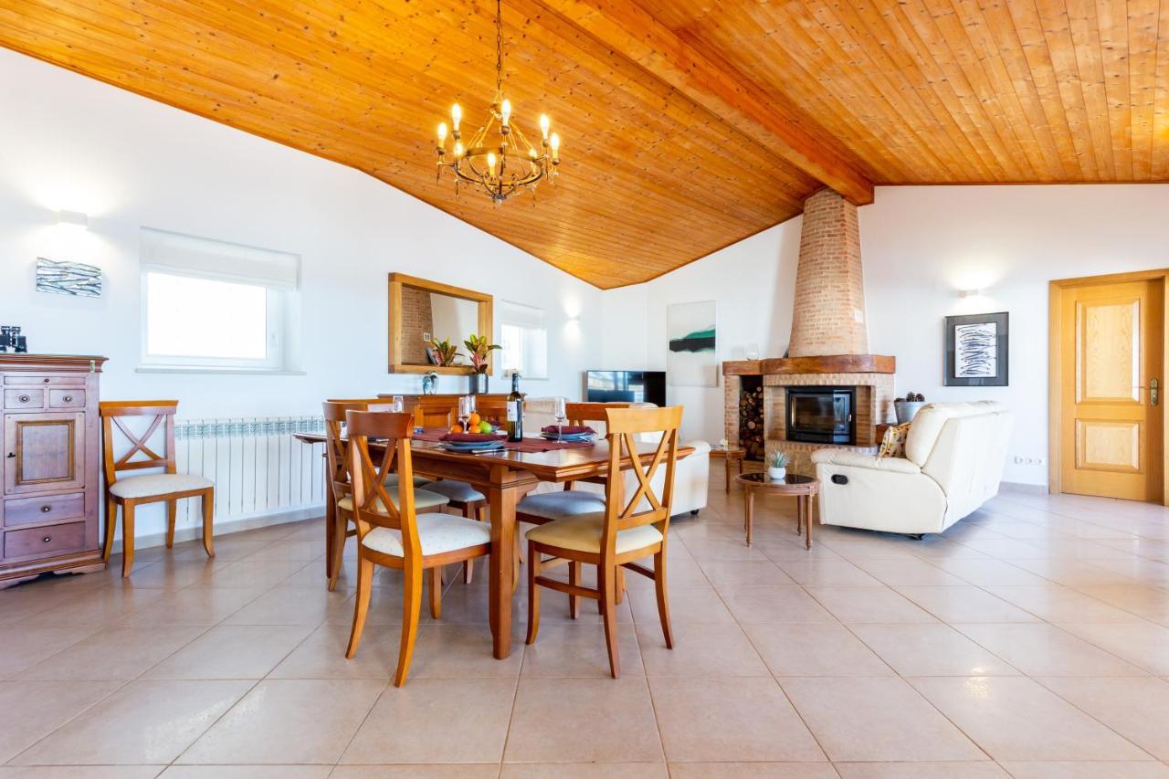הוילה Senhora da Luz Casa Bom Porto מראה חיצוני תמונה